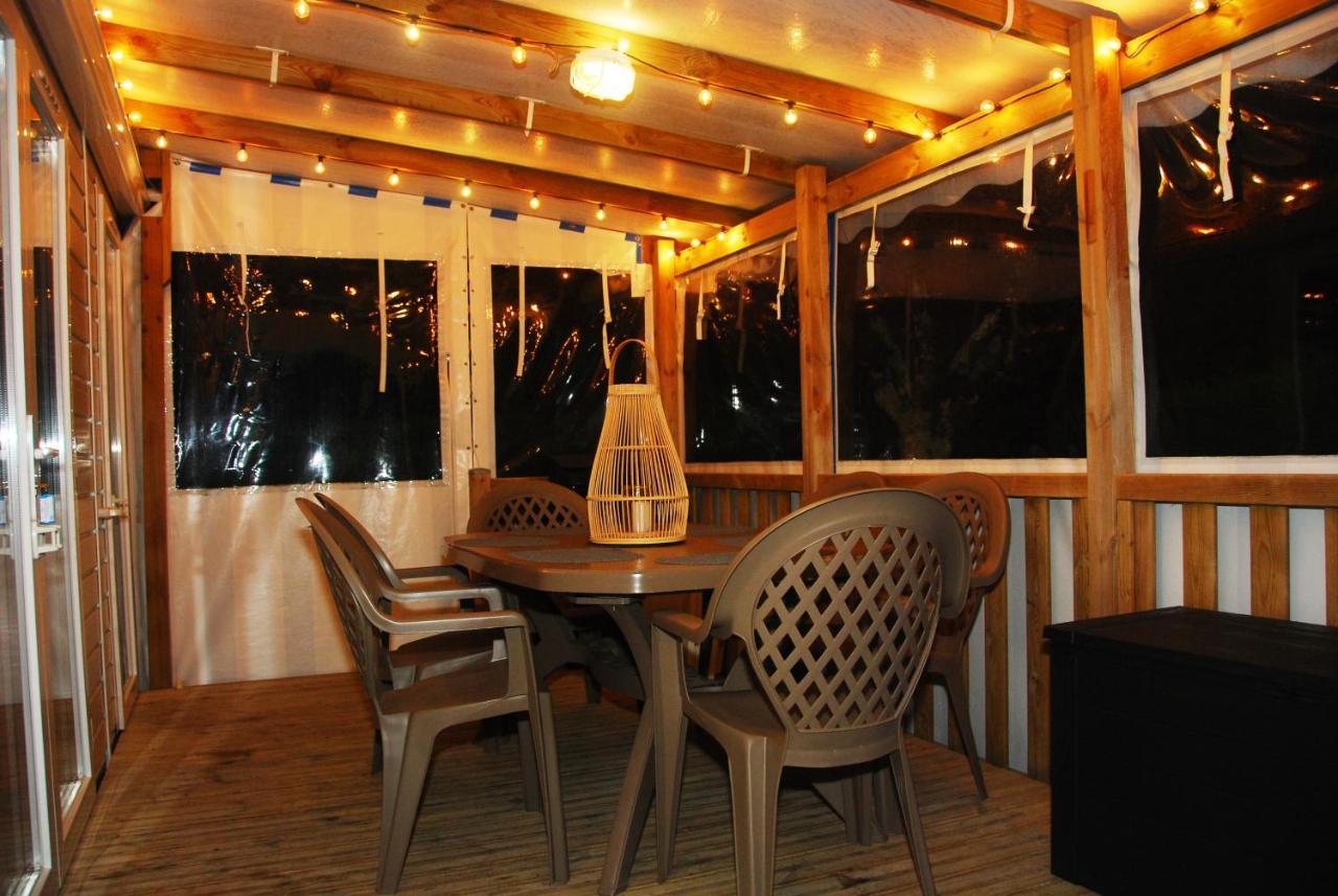 Mobilhome climatisé-2ch-terrasse chauffée-camping Les Charmettes Les Mathes Extérieur photo